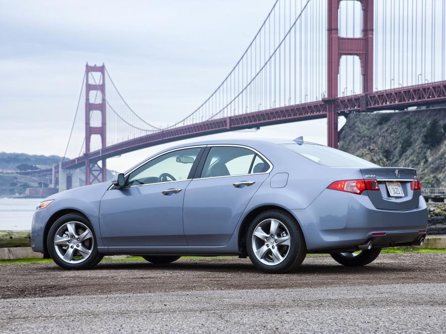  Acura TSX 2010 года  (фото 15 из 24)